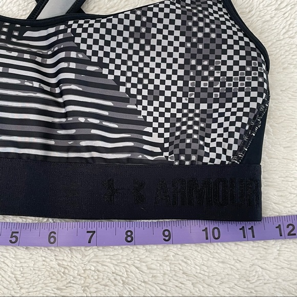 Under Armour Sport Bra Size S Black Gray Removable Pads Fitted - Picture 3 of 5